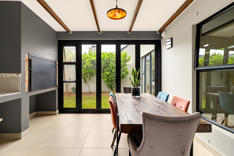 3 Bedroom Property for Sale in Aan de Wijnlanden Western Cape